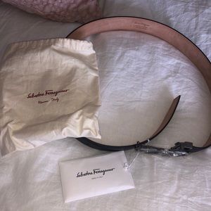 Salvatore Ferragamo leather belt BRAND NEW